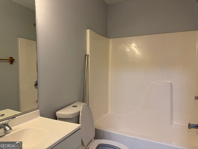 Building Photo - 4209 Zephyrhills Dr