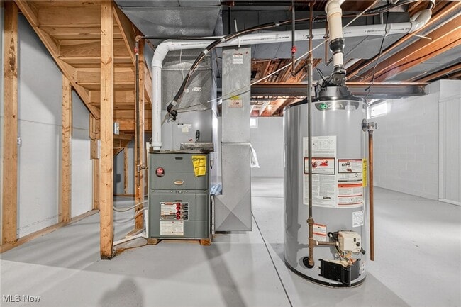 Building Photo - 6724 Larch Ct