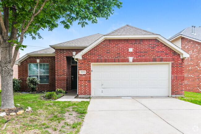 Building Photo - 8905 Friendswood Dr