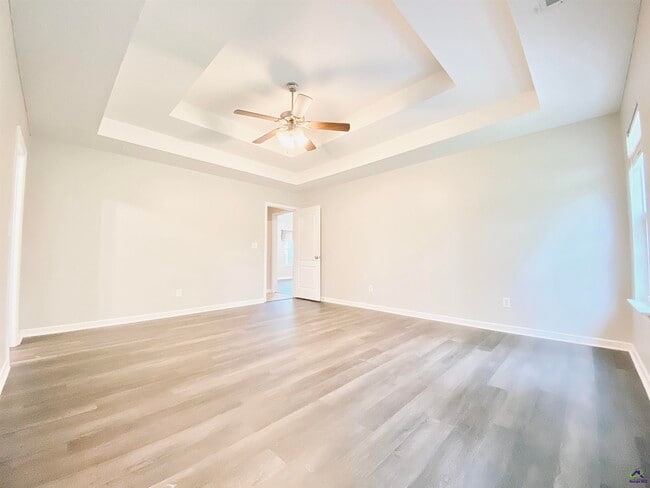 Building Photo - 202 Chimney Rock Rd