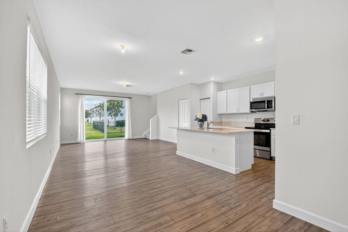 Building Photo - 4645 Meyerson Pl