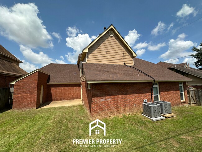 Building Photo - HALF OFF FIRST MONTHS RENT! Stunning 3BR/2.5BA | 1,840 Sq Ft, Luxury Primary Suite & 2-Car Garage