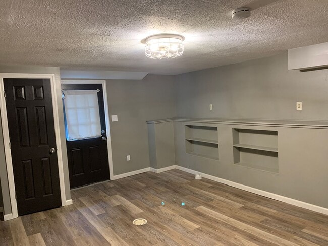 Building Photo - 2630 Edwards Wy