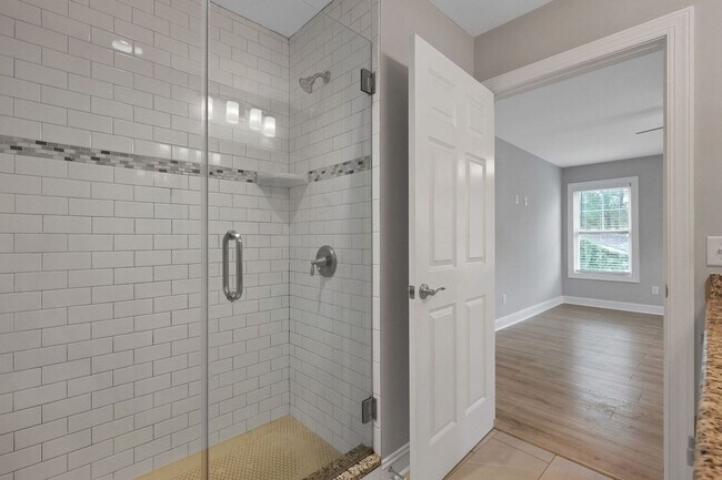 Building Photo - Spacious 3BR House in Wilmington - Newer C...