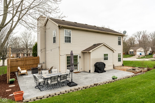 Building Photo - 9660 Overcrest Dr