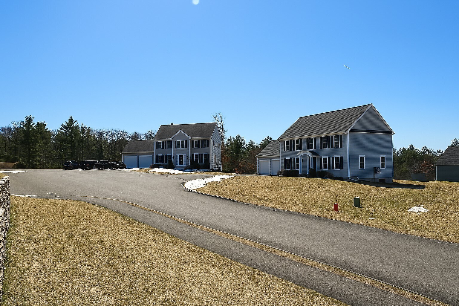Building Photo - 6 Pepperbush Court