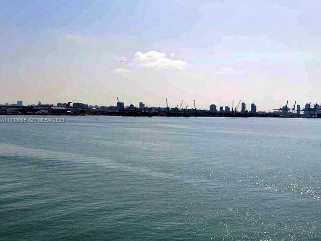 Building Photo - 770 Claughton Island Dr