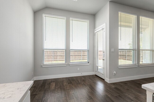 Building Photo - 2917 Saltwood Ct