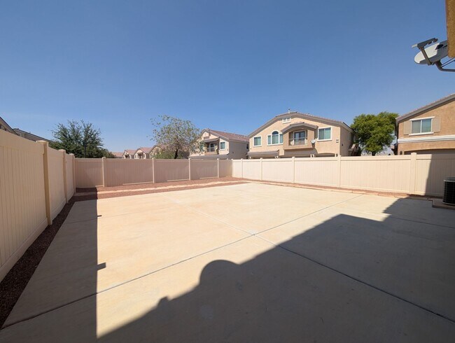 Building Photo - 2-STORY TOWNHOUSE FOR RENT IN ALIANTE NORT...