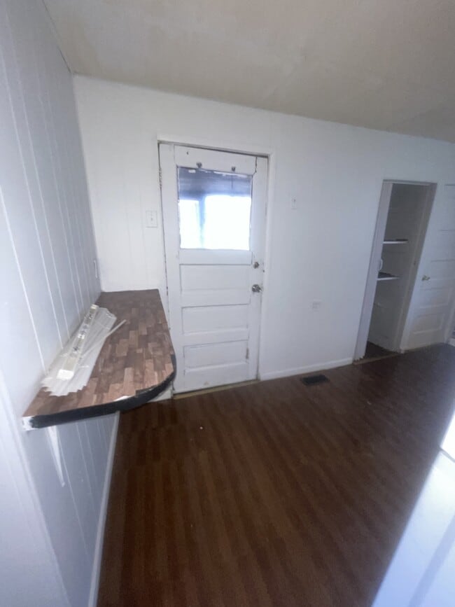 Building Photo - 7446 Liberty Ave