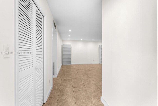 Building Photo - 17244 SW 112th Pl