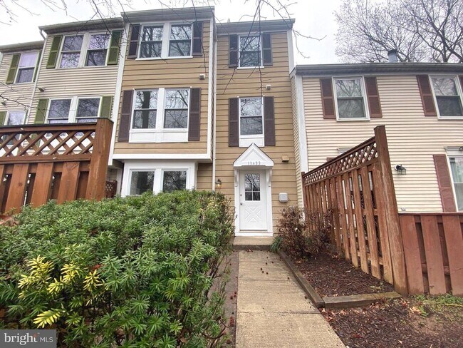 Building Photo - 13433 Whitechurch Cir