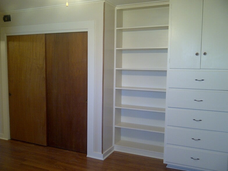 Bedroom build-ins - 208 E Twohig Ave