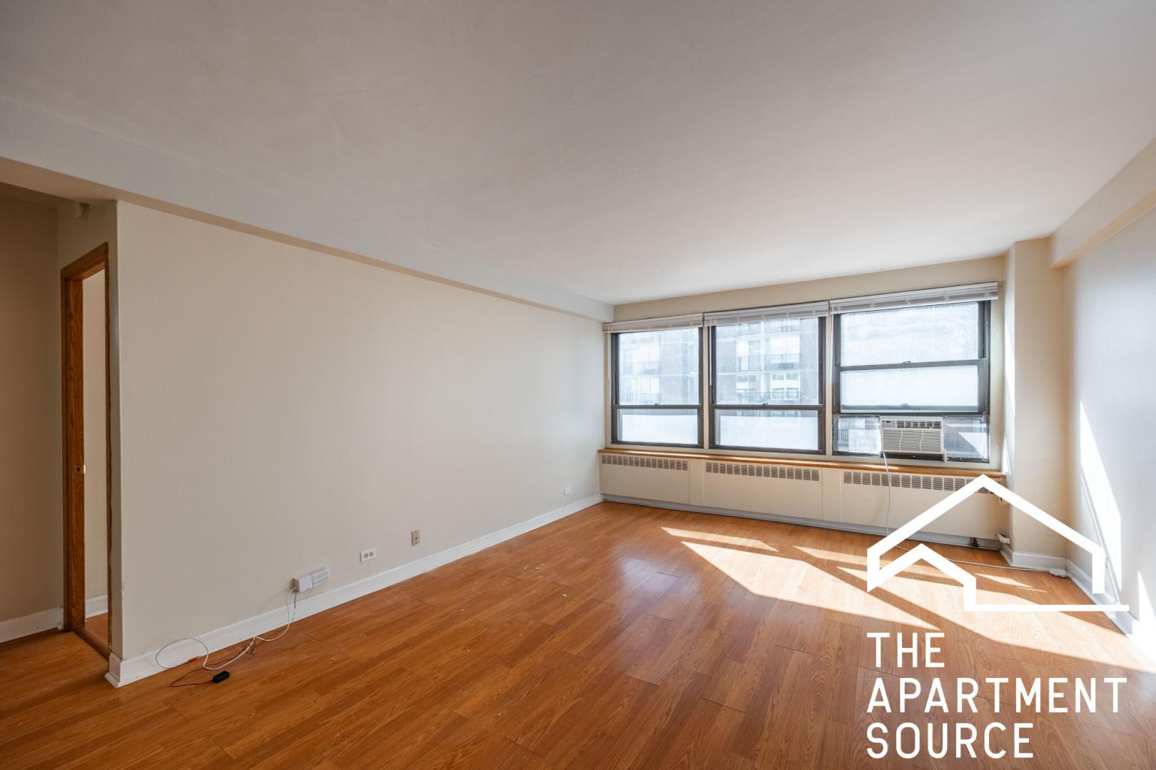 Building Photo - 4180 N Marine Dr