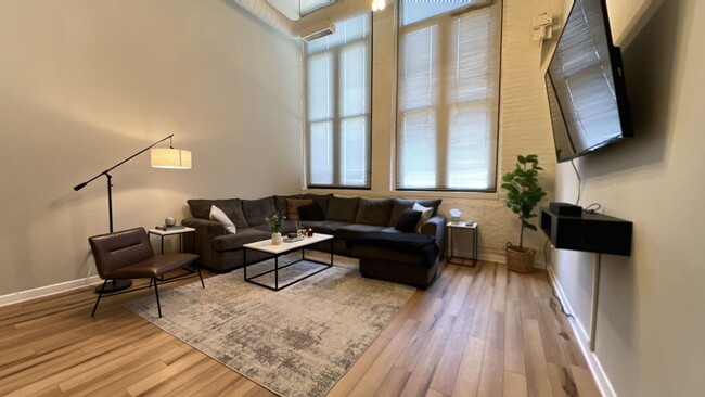 Interior Photo - Water Street