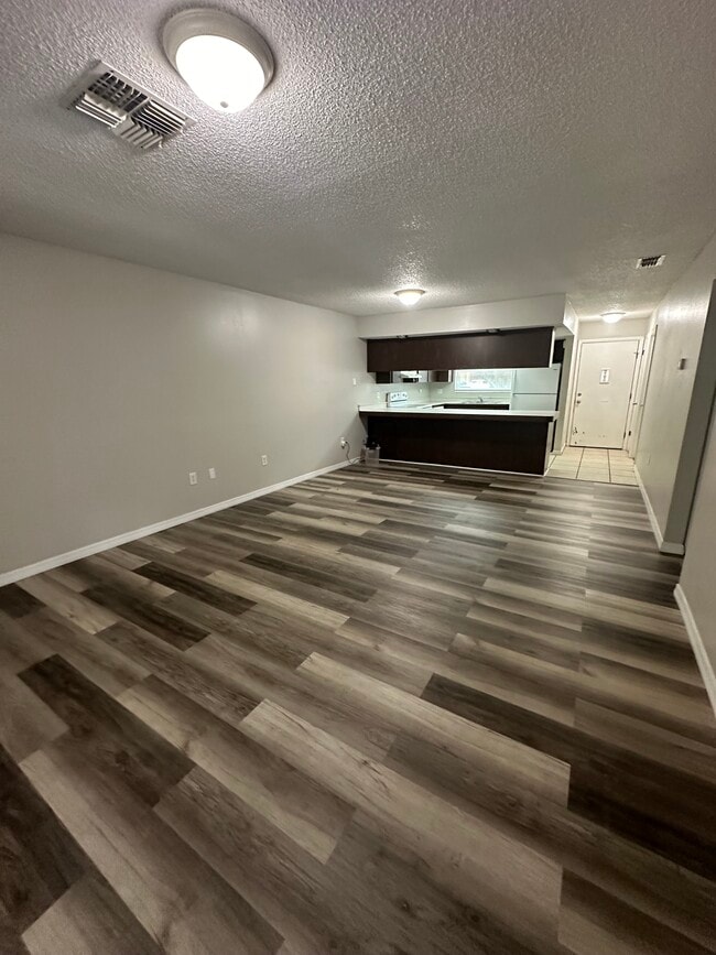 Building Photo - 8085 Omaha Cir