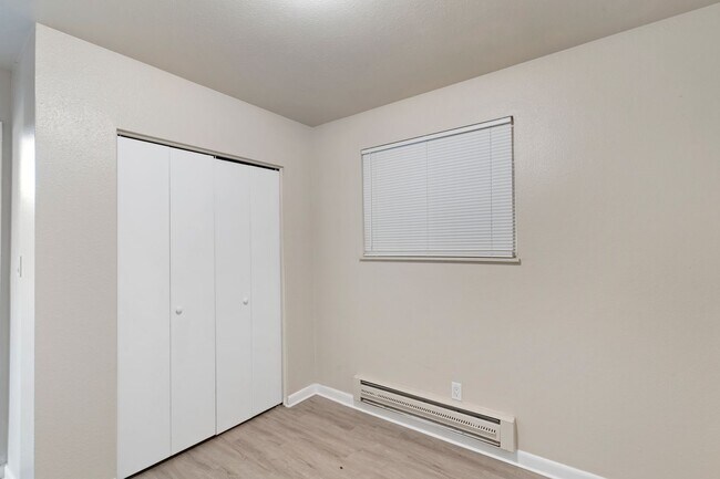 Building Photo - 2BD Condo in Pueblo West!