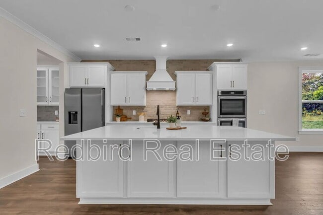 Building Photo - 911 Heatherfield Ln