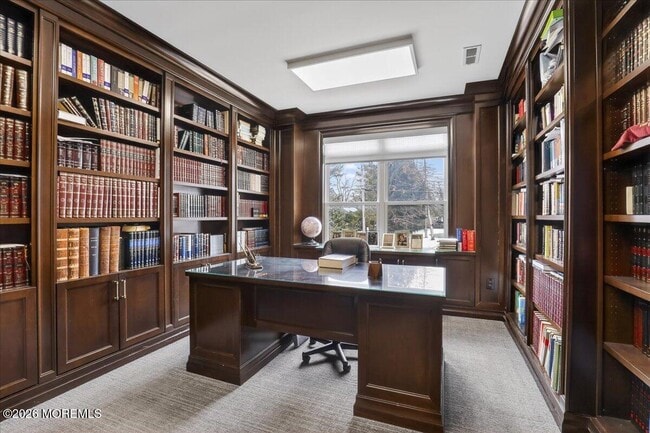 Building Photo - 475 Monmouth Pl