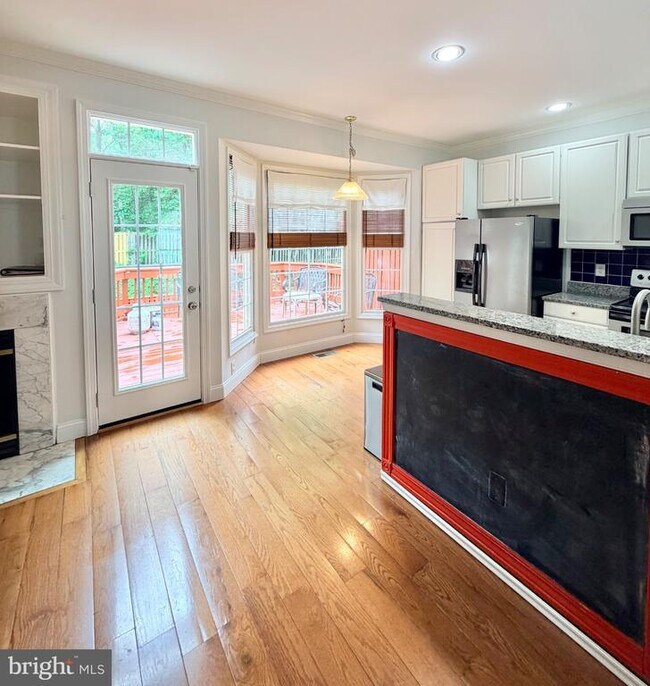 Building Photo - 6622 Frost Lake Ln