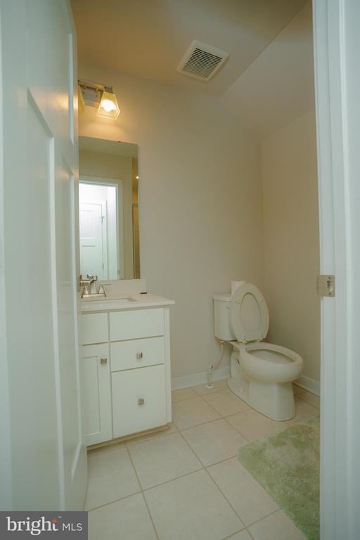 Building Photo - 8210 Goldstone Ct