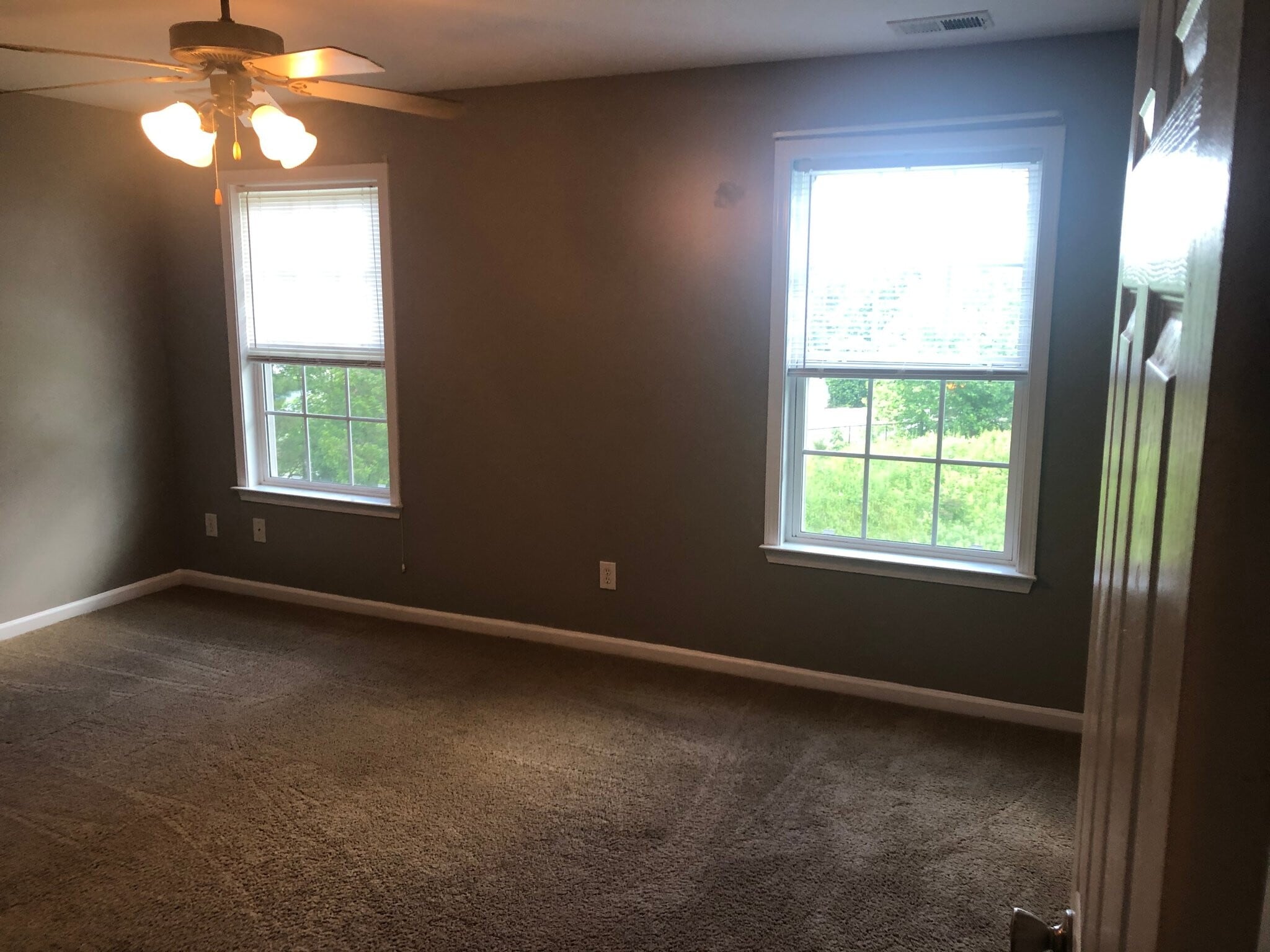 Building Photo - 1776 Heights Cir