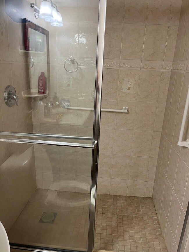 Building Photo - 7502 W Atlantic Blvd