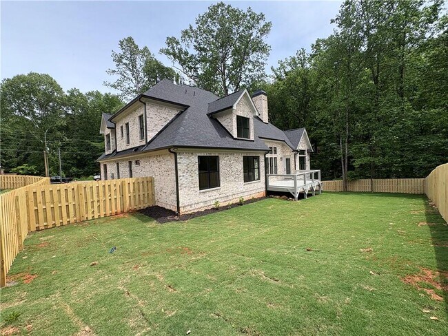 Building Photo - 131 W Putnam Ferry Rd