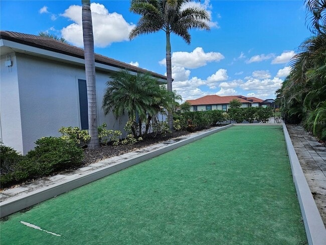 Building Photo - 9839 Haze Dr