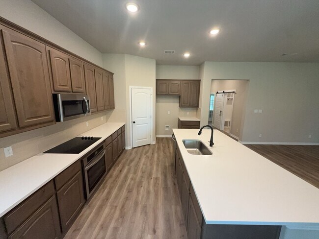 Building Photo - 117 Aberdeen Dr