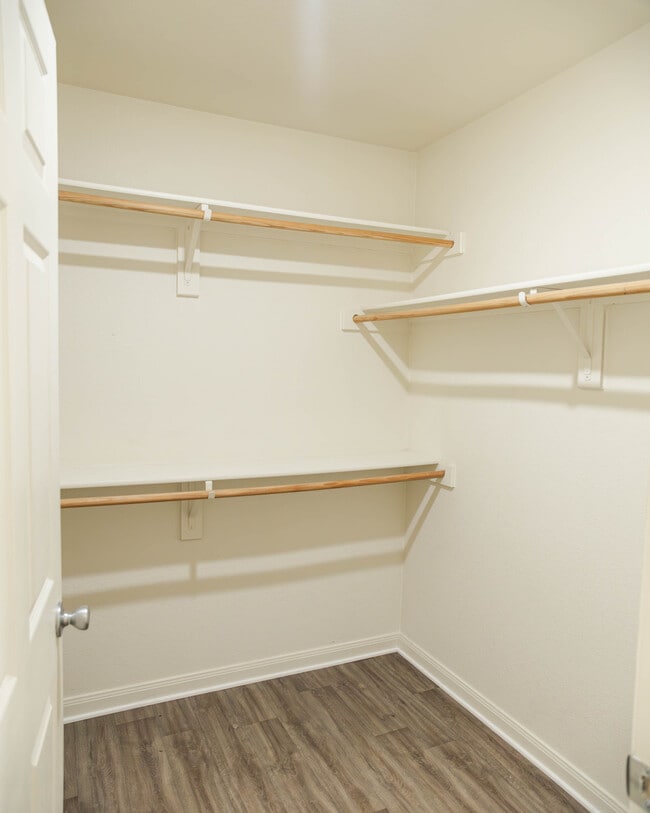 Building Photo - 3008 Finley St