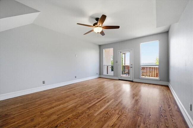 Building Photo - 4020 Mediterranean St
