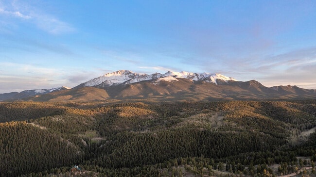 Building Photo - 51 Dakota Ln