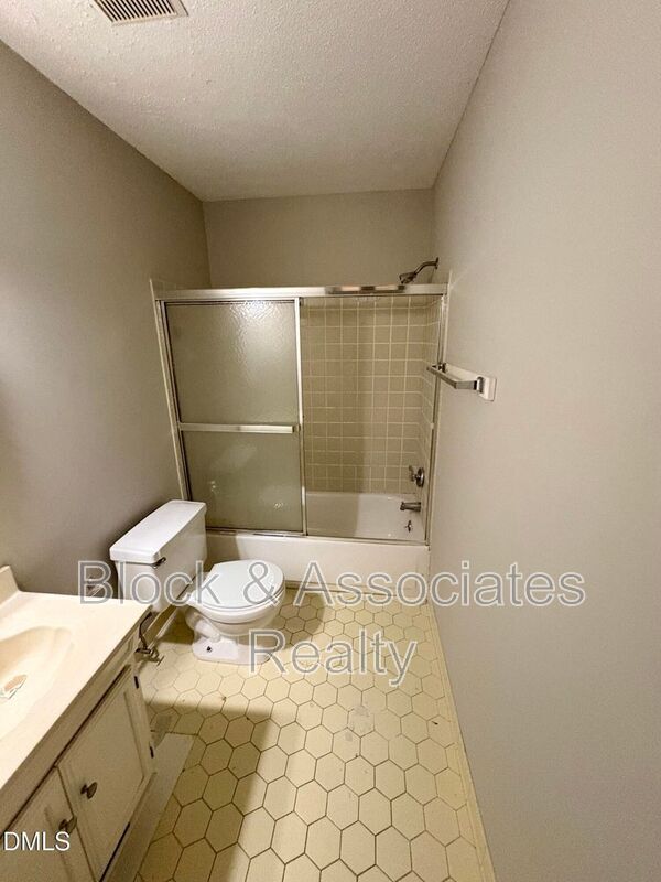 Building Photo - 4609 Grinding Stone Dr