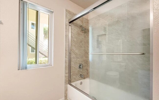 Building Photo - 7525 Charmant Dr