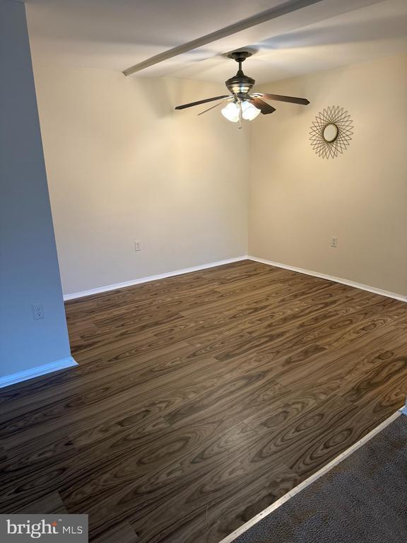 Building Photo - 418 Girard St