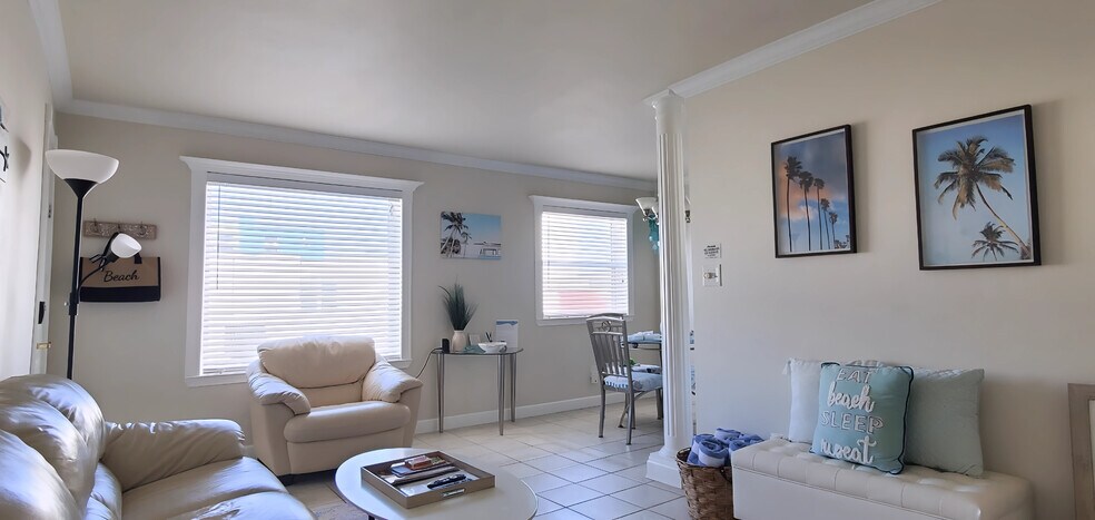 Building Photo - 911 Pacific Ave