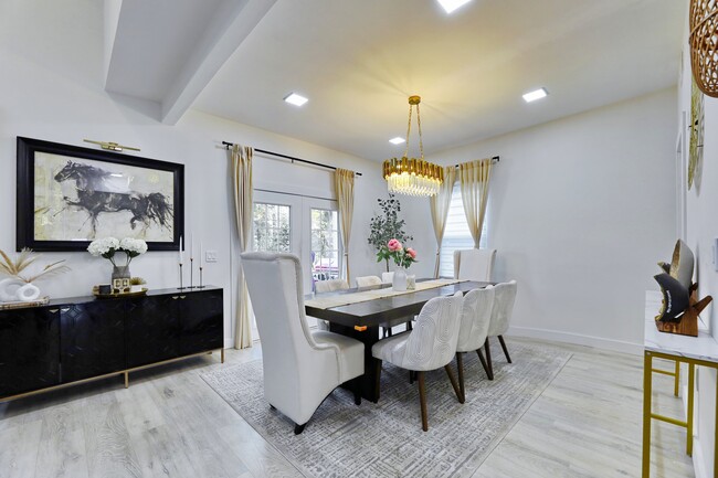 Building Photo - 84 Center Ave