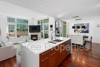 Building Photo - 1199 Pacific Hwy