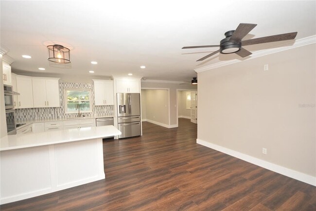 Building Photo - 3006 Vine St