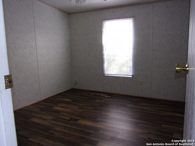 Building Photo - 1106 Indian Hollow