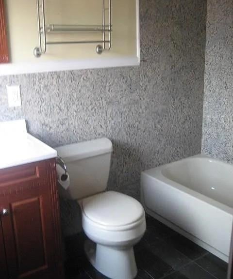 Building Photo - 253 5th St