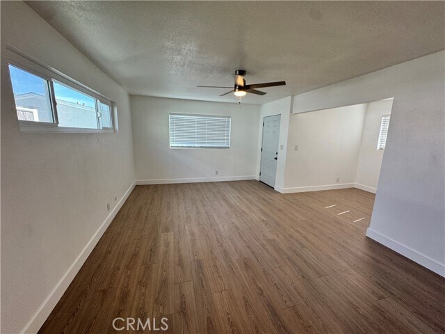 Building Photo - 122 46th St