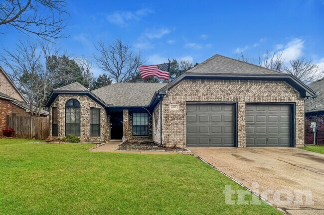 Building Photo - 6912 Rolling Crk Ln