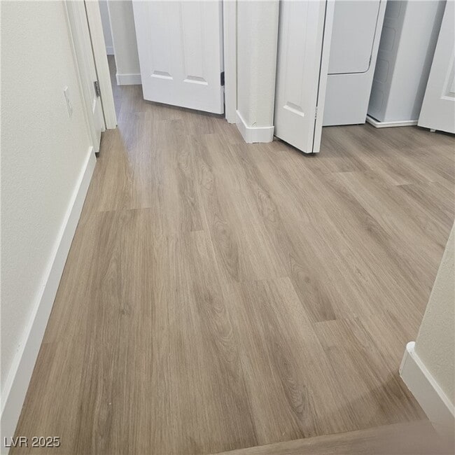 Building Photo - 8233 Amphora St