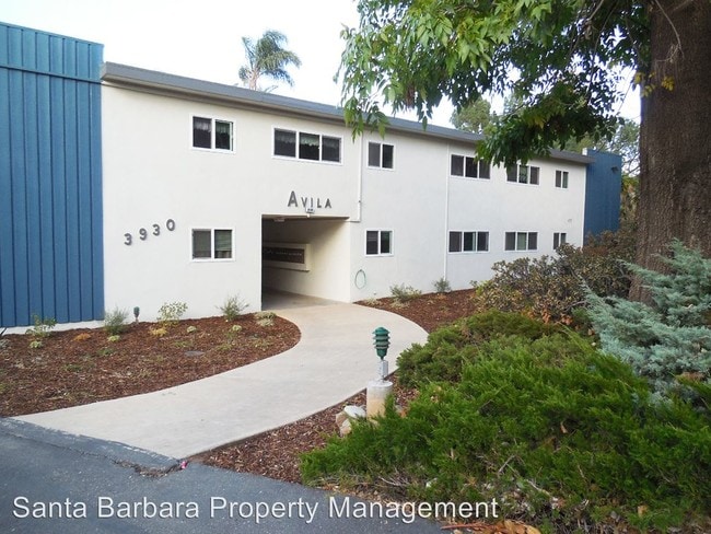 Building Photo - 3930 Via Lucero