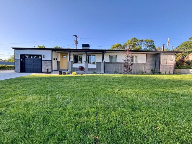 Building Photo - 985 Horsley Cir