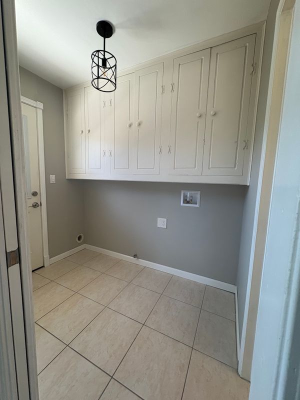 Building Photo - 7108 Santa Ana Cir