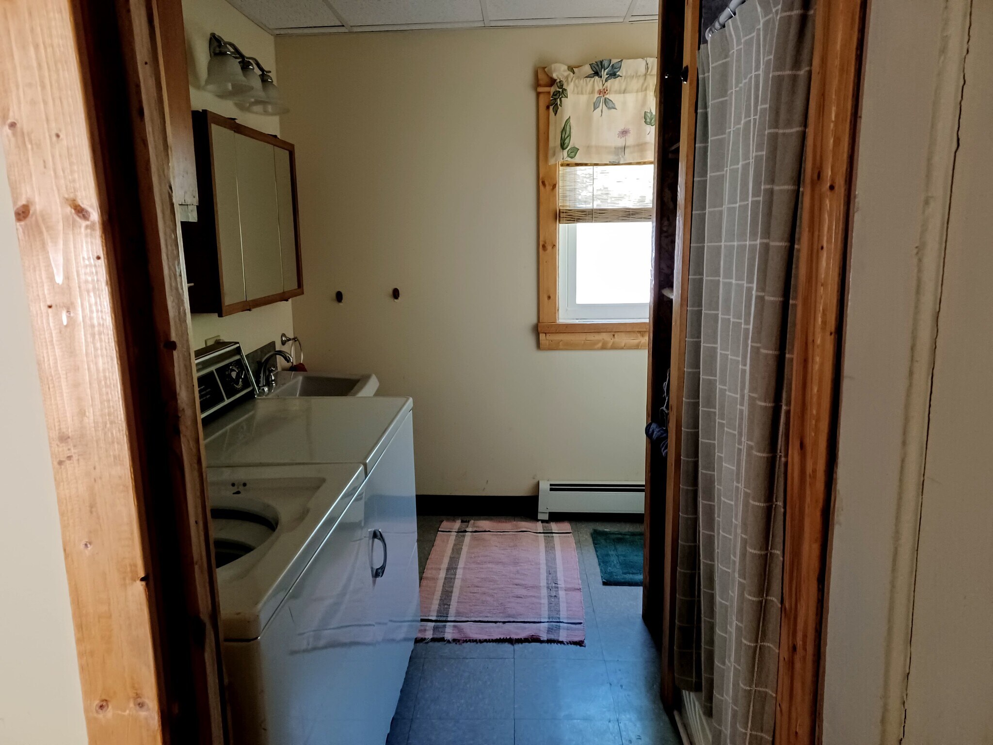 convenient washer and dryer in bathroom - 1034 County Route 48