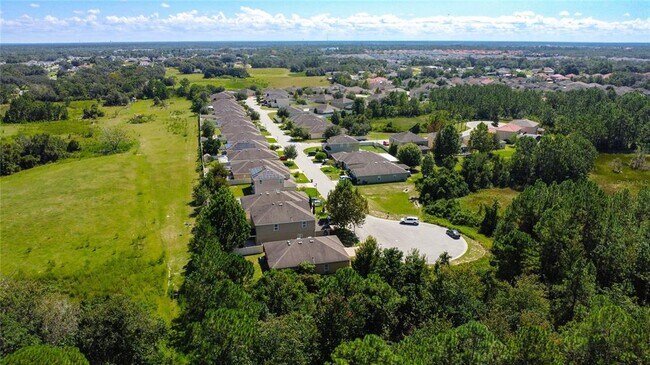 Building Photo - 662 Vitoria Rd